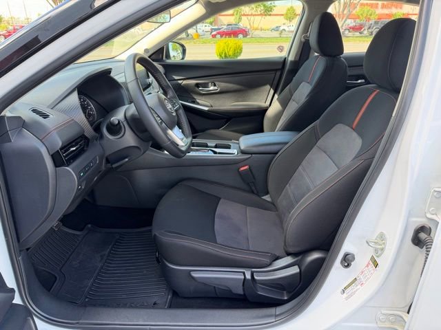Certified 2025 Nissan Sentra SR FWD image 13