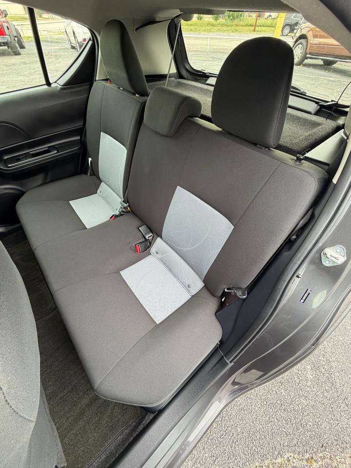 Used 2019 Toyota Prius C FWD image 14
