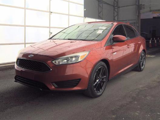 Used 2018 Ford Focus SE FWD image 1