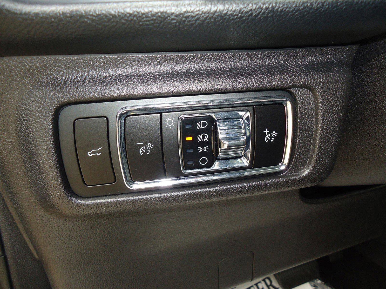 Used 2024 Lincoln Corsair Reserve w/ Equipment Group 201A AWD/4WD image 8