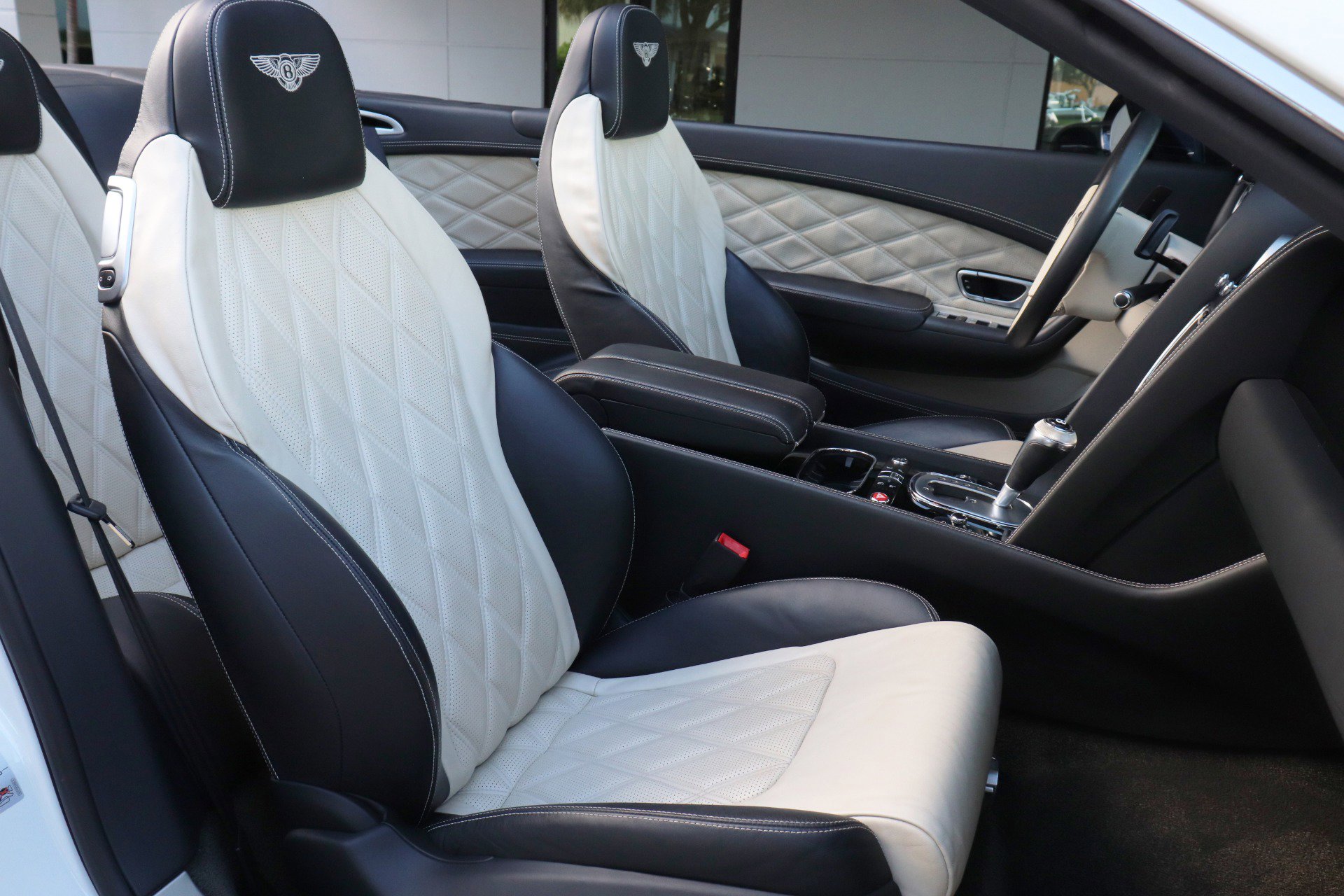 Used 2015 Bentley Continental GT V8 S image 17