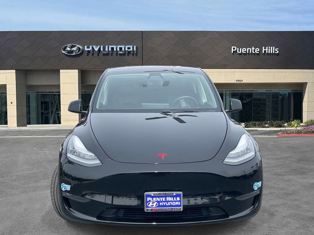 Used 2020 Tesla Model Y Long Range image 2