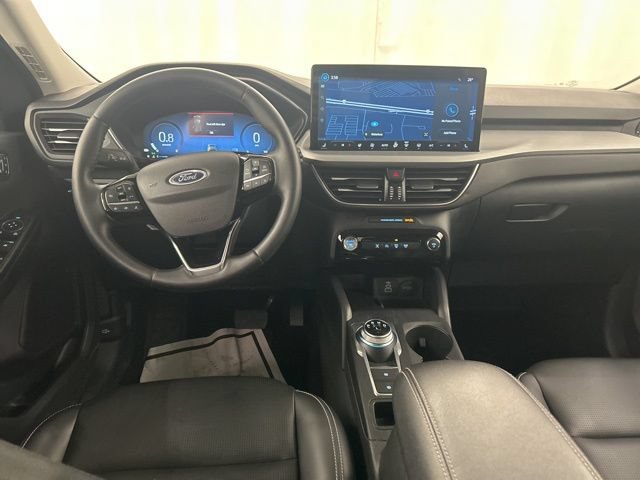 Used 2025 Ford Escape Platinum AWD/4WD image 24