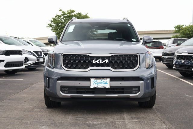 Used 2023 Kia Telluride SX X-Line image 3