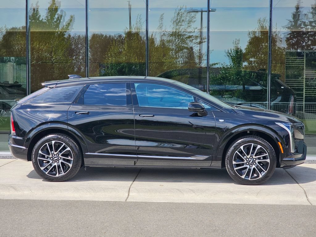 New 2026 Cadillac Optiq Sport 1 AWD/4WD image 6