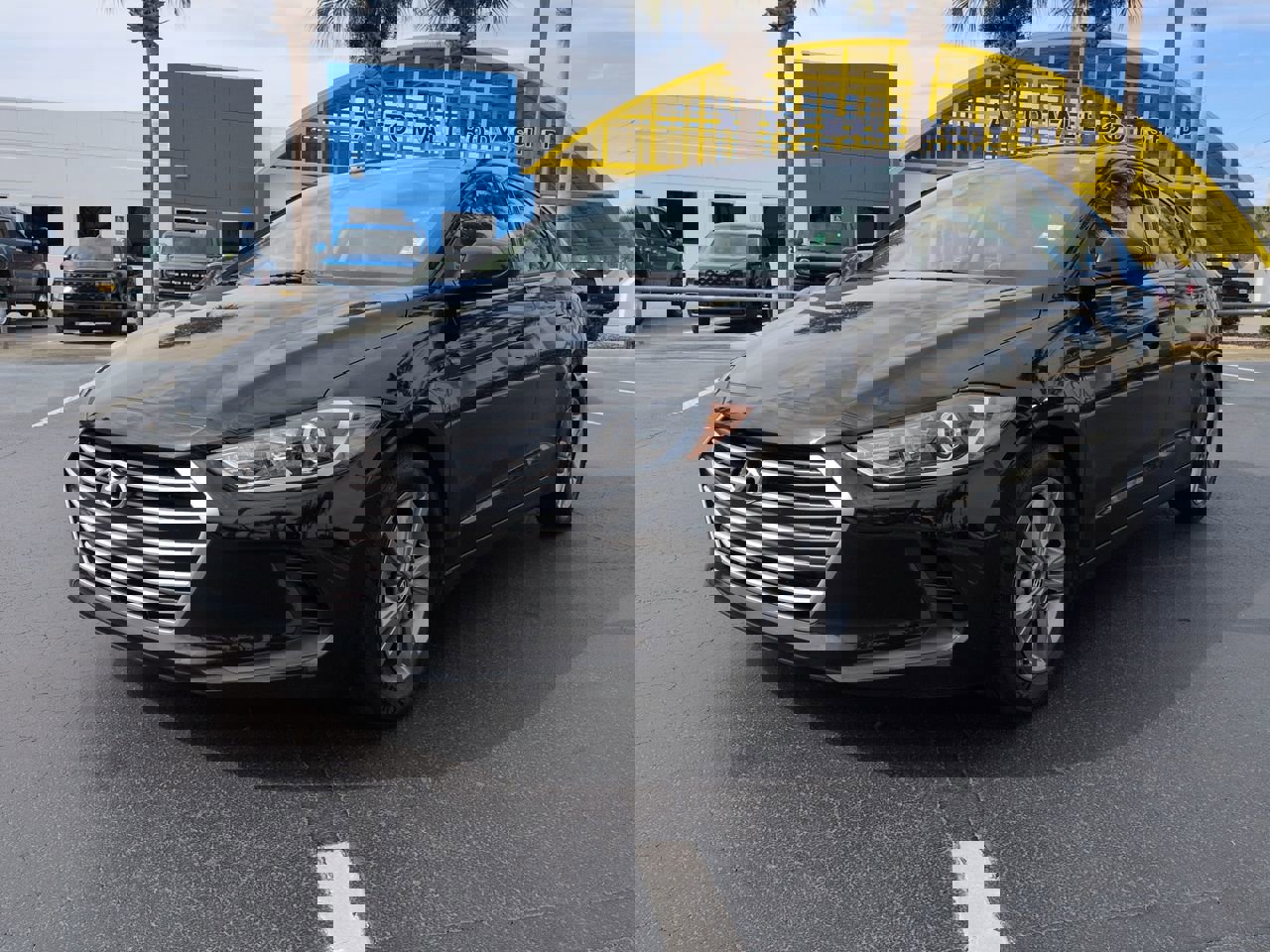 Used 2017 Hyundai Elantra SE image 8