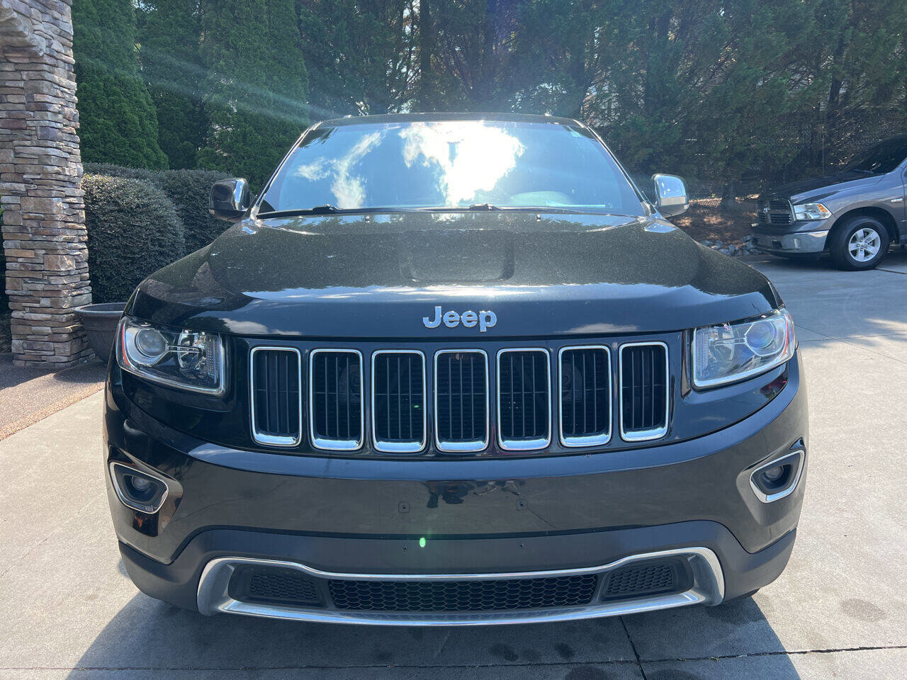 Used 2014 Jeep Grand Cherokee Limited AWD/4WD image 8