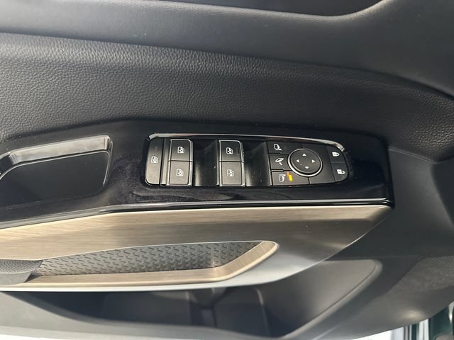 Used 2024 Nissan Pathfinder Platinum w/ Cargo Package AWD/4WD image 30