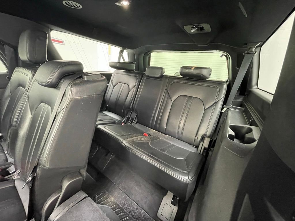 Used 2021 Ford Expedition Max Limited image 12