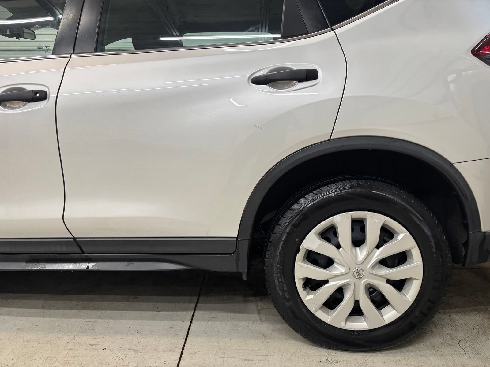 Used 2019 Nissan Rogue S AWD/4WD image 6