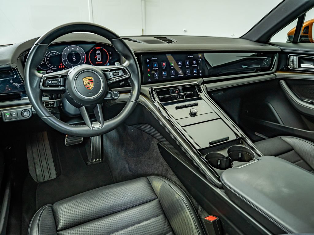 Certified 2024 Porsche Panamera 4 AWD/4WD image 4