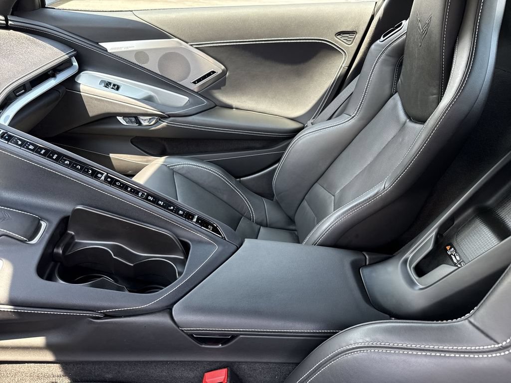 Used 2025 Chevrolet Corvette Stingray Preferred Conv w/ Battery Protection Package RWD image 24