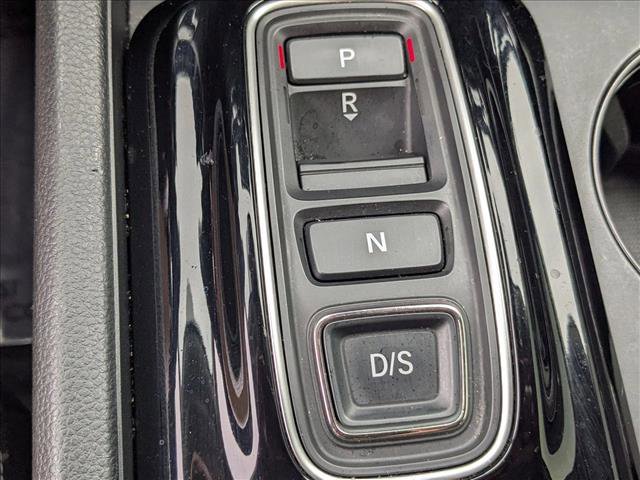 Used 2025 Honda Pilot EX-L image 12