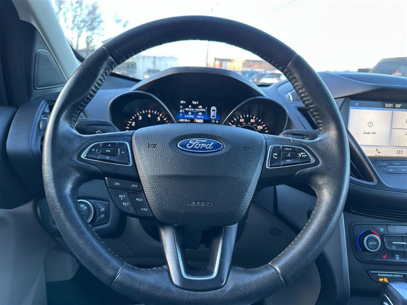 Used 2019 Ford Escape SEL image 34