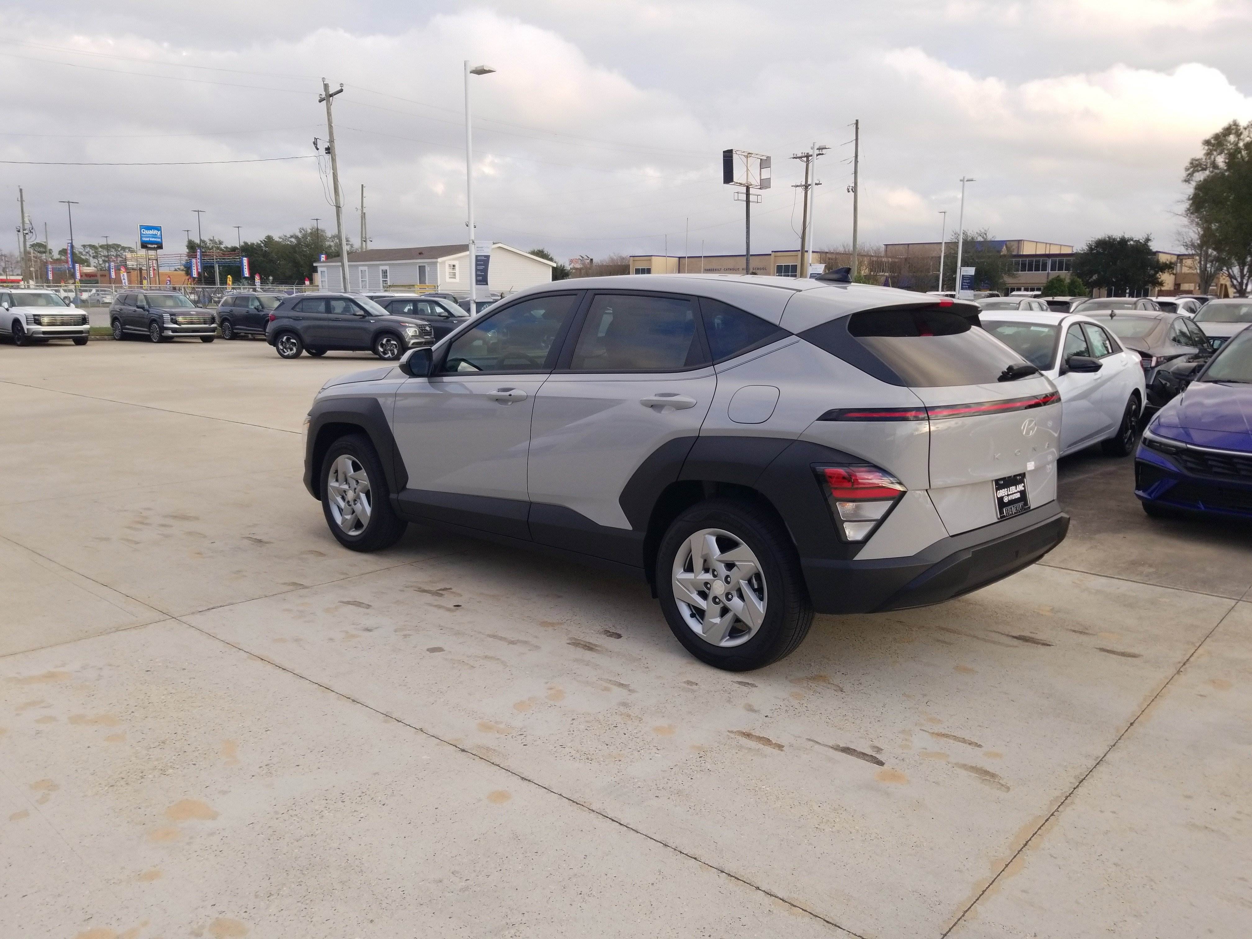 New 2026 Hyundai Kona SE image 5