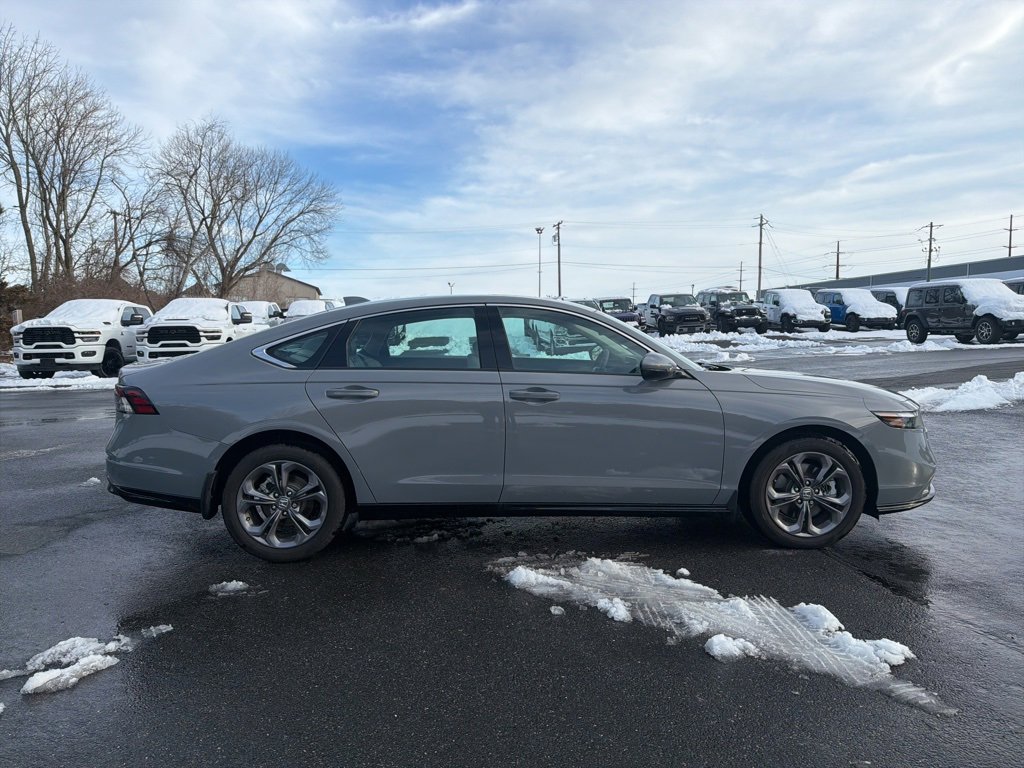 Used 2025 Honda Accord EX-L image 4