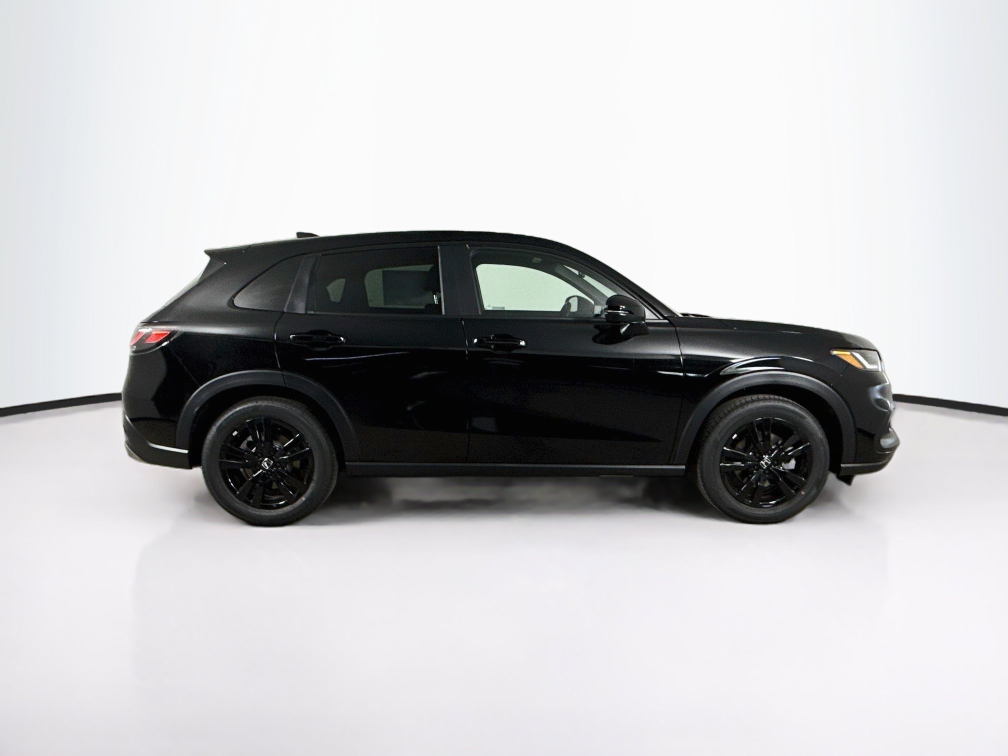 New 2027 Honda HR-V Sport image 2