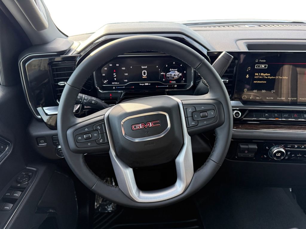 Certified 2025 GMC Sierra 1500 Elevation image 13