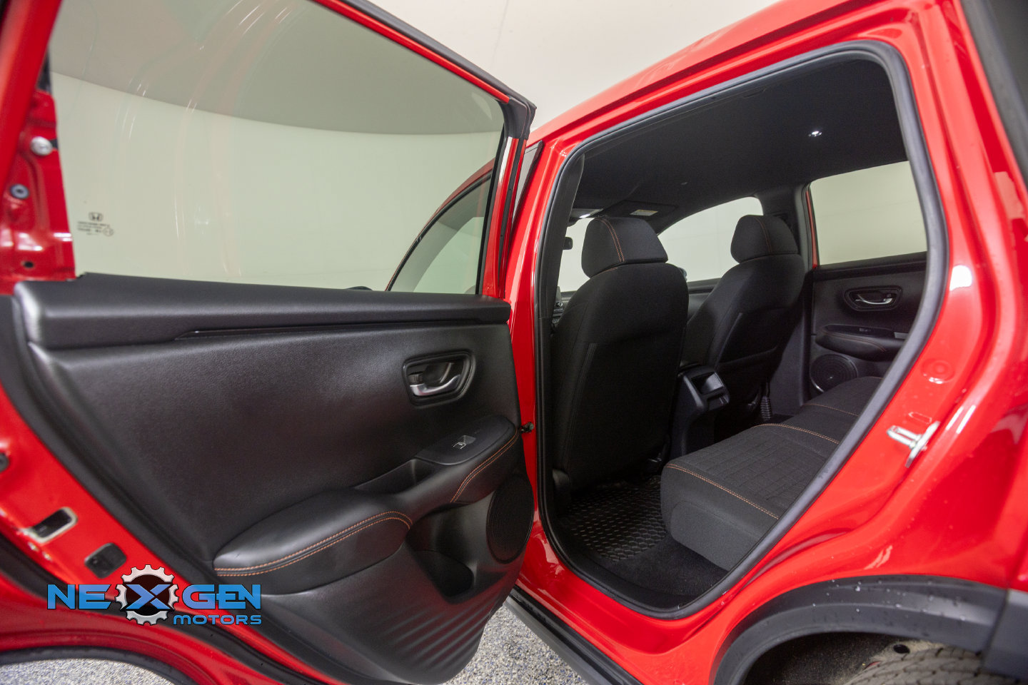 Used 2024 Honda HR-V Sport image 29