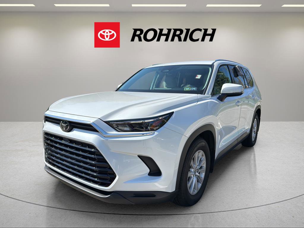 Used 2024 Toyota Grand Highlander AWD image 1