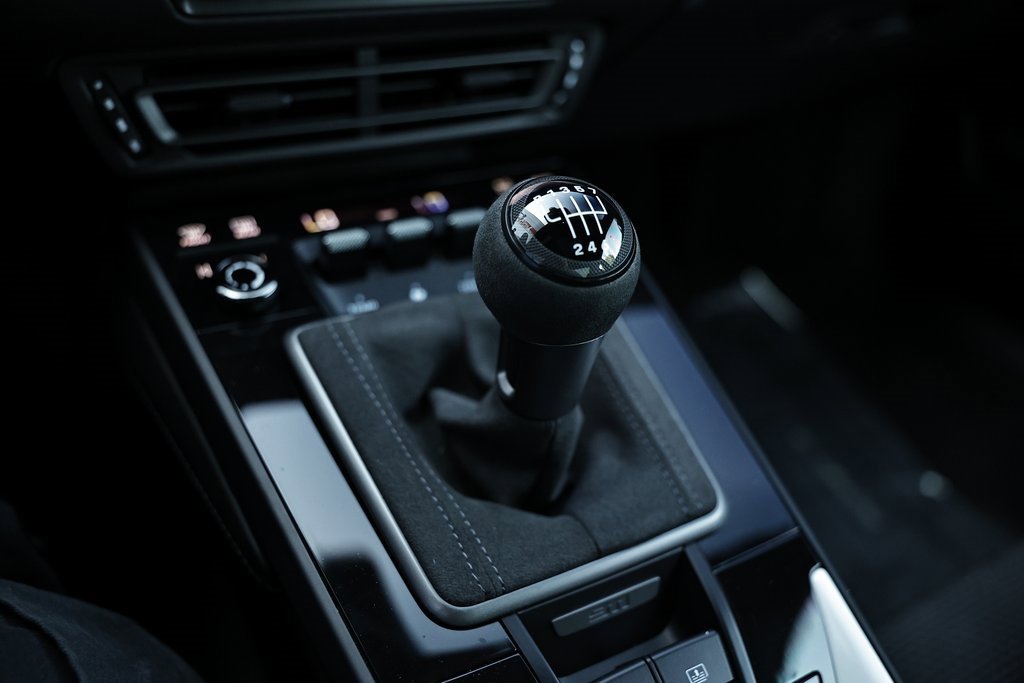 Used 2024 Porsche 911 Carrera T image 36