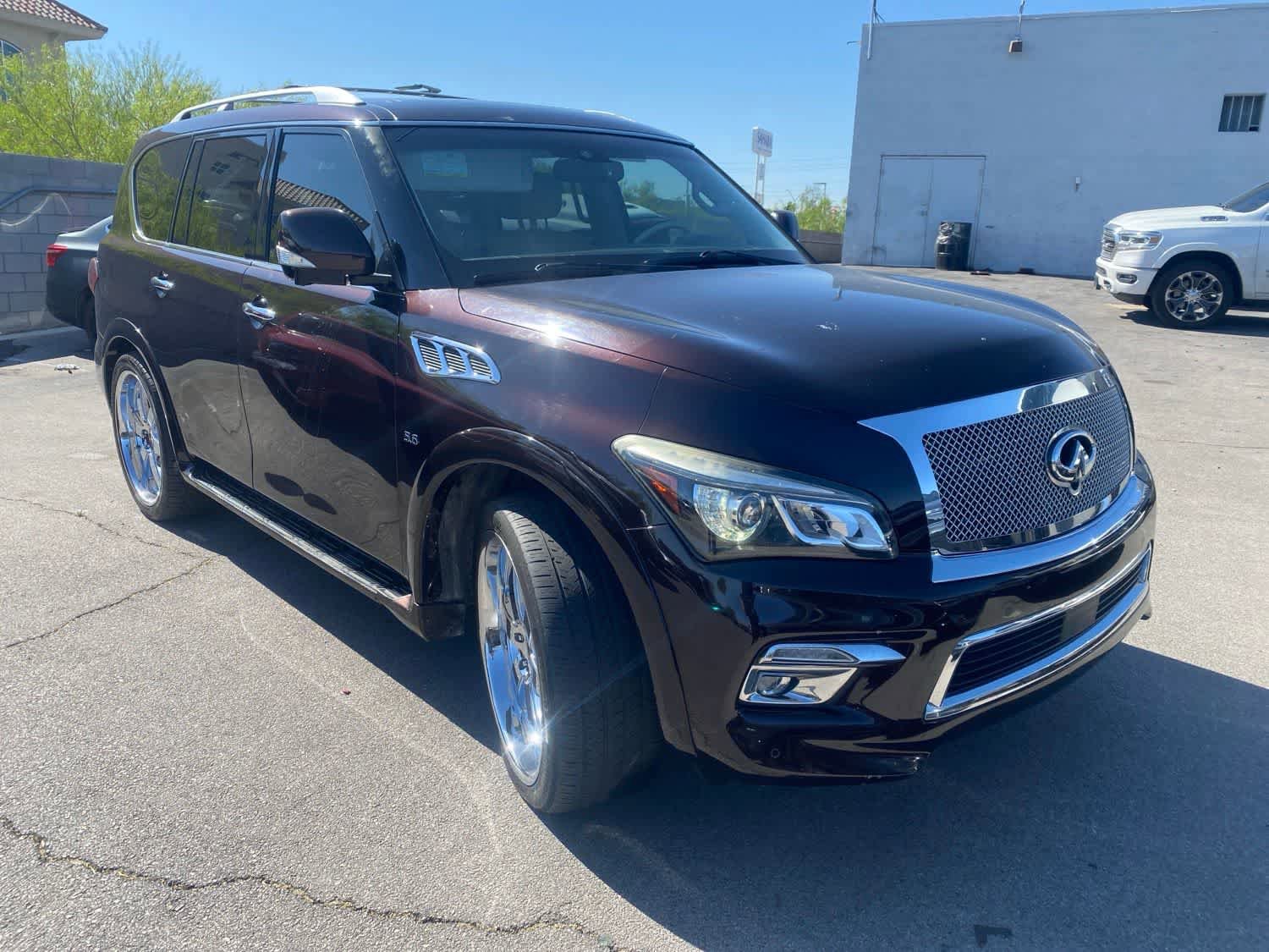 Used 2015 INFINITI QX80 4WD w/ 22" Wheel Package image 3