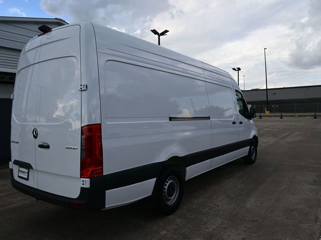 New 2026 Mercedes-Benz Sprinter 2500 image 14