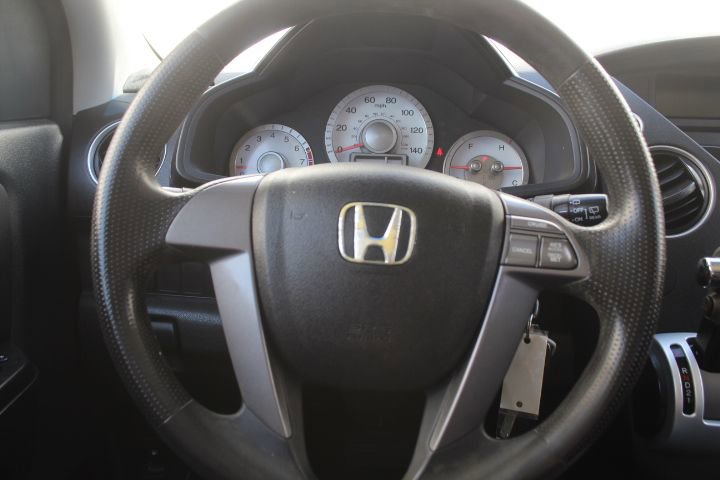Used 2010 Honda Pilot LX image 19