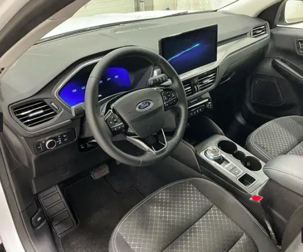 Used 2023 Ford Escape Active w/ Tech Pack #1 AWD/4WD image 13