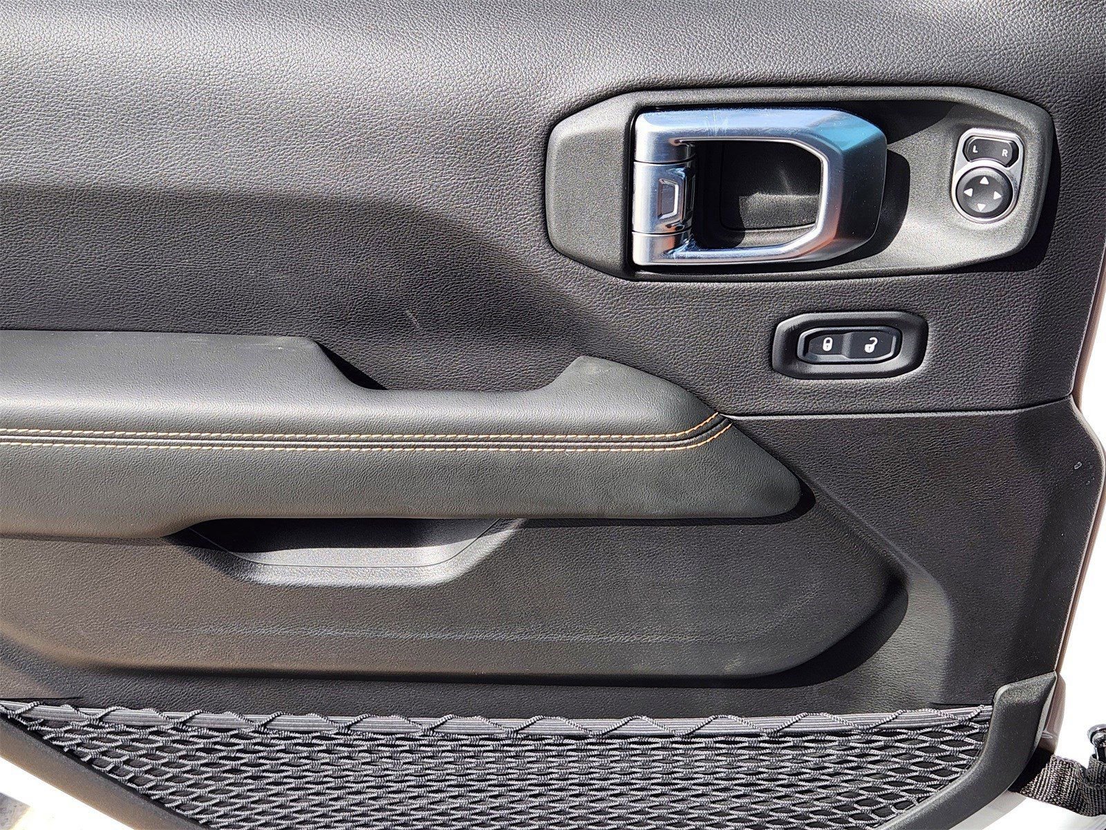 New 2026 Jeep Wrangler Unlimited Sahara image 33