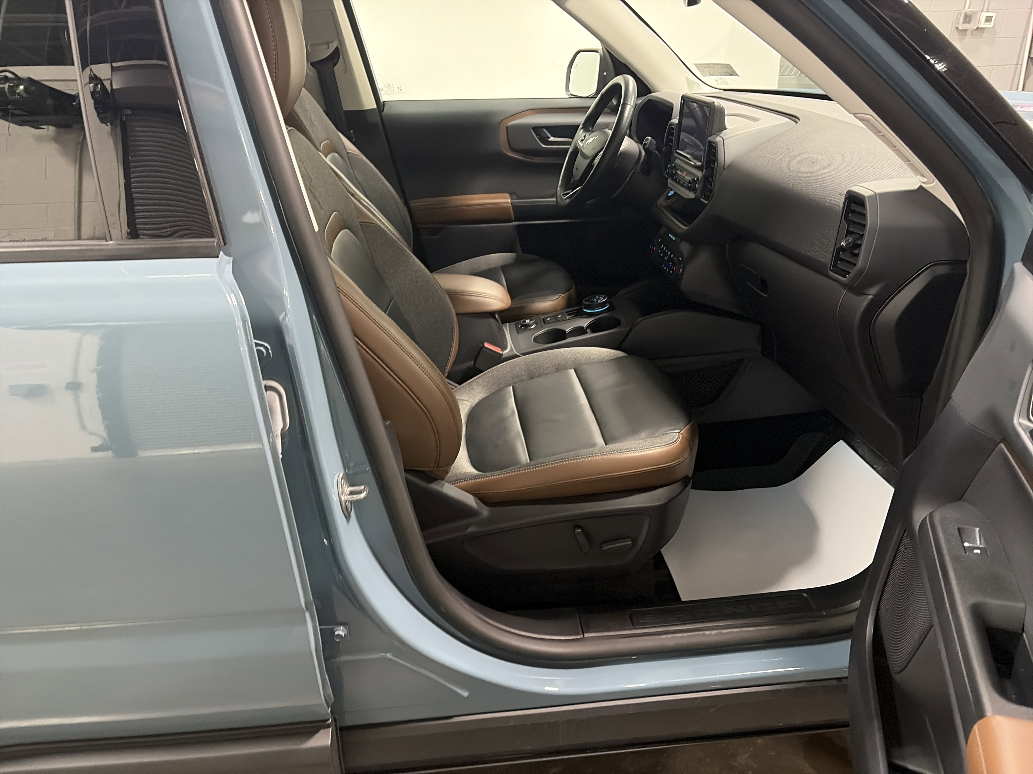 Used 2023 Ford Bronco Sport Outer Banks image 30