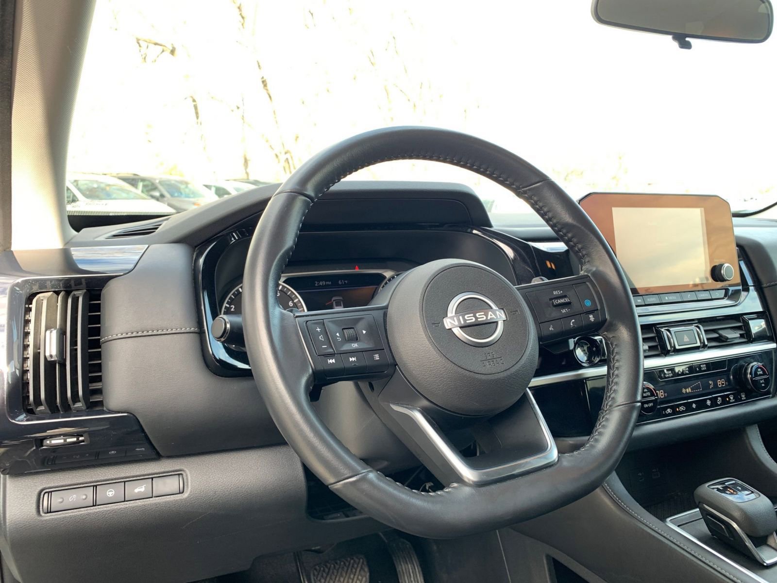 Used 2025 Nissan Pathfinder SV image 37