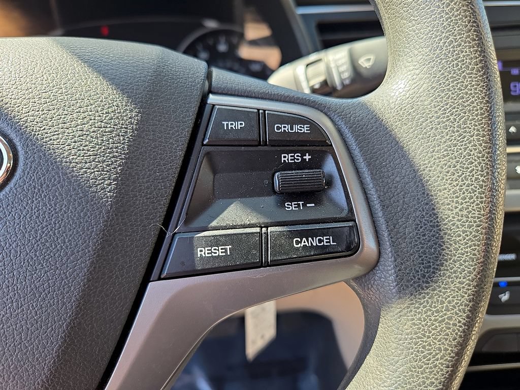 Used 2018 Hyundai Elantra SE FWD image 24