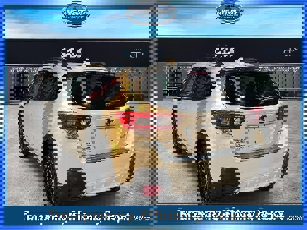 Used 2023 Subaru Crosstrek 2.0i Premium image 5