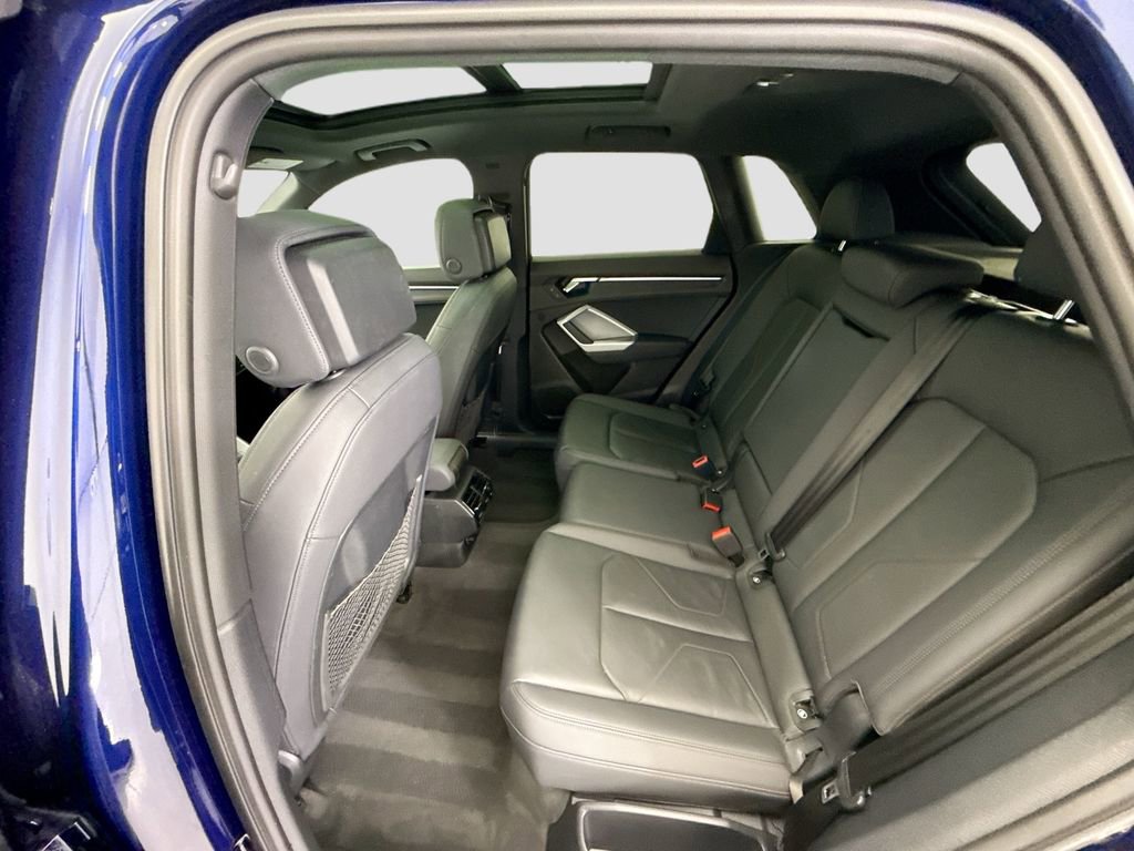 Used 2022 Audi Q3 2.0T Premium Plus w/ Premium Plus Package image 19