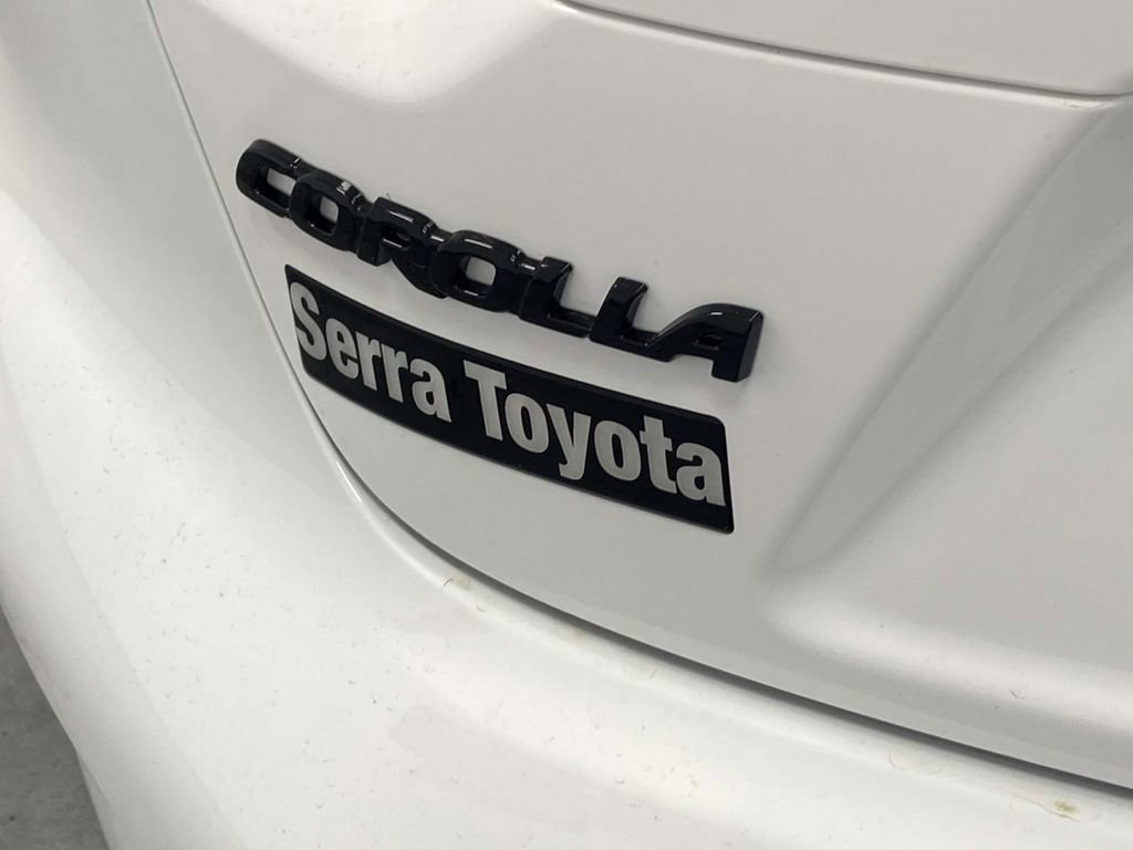 Used 2026 Toyota Corolla LE w/ LE Premium Package FWD image 11