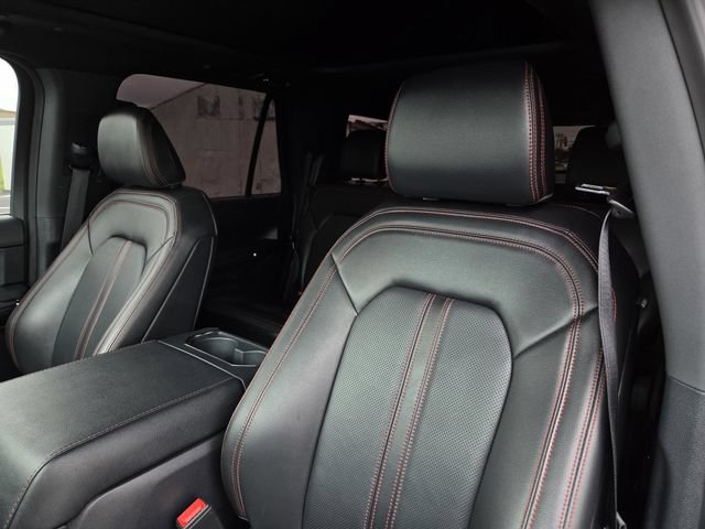 Used 2022 Ford Expedition Limited AWD/4WD image 31