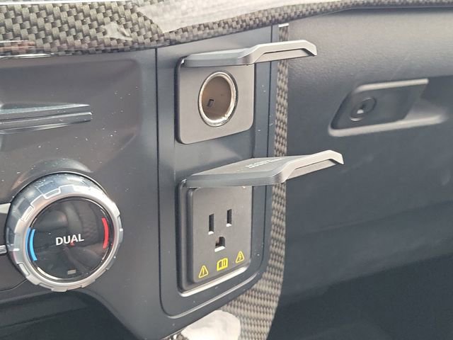 Used 2023 Ford F150 Lariat w/ Equipment Group 502A High image 12