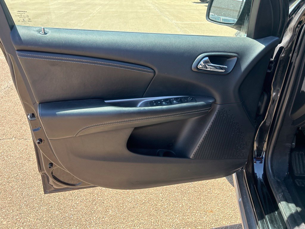 Used 2020 Dodge Journey Crossroad FWD image 9