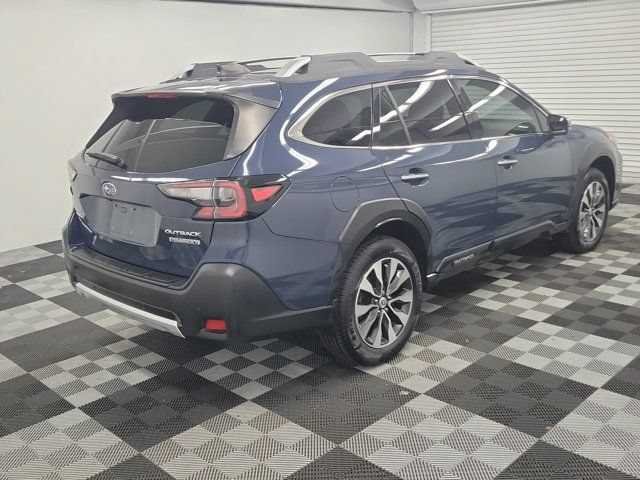 Used 2023 Subaru Outback Touring XT AWD/4WD image 6