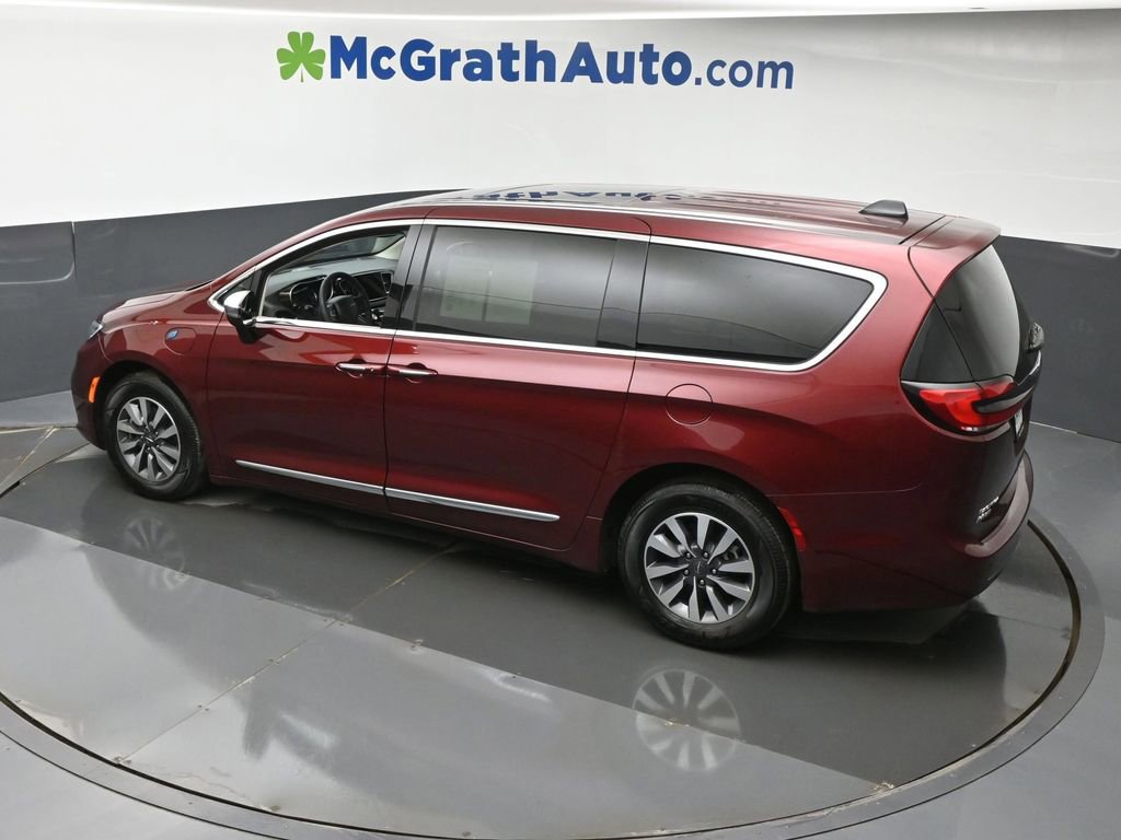 Used 2023 Chrysler Pacifica Limited image 20