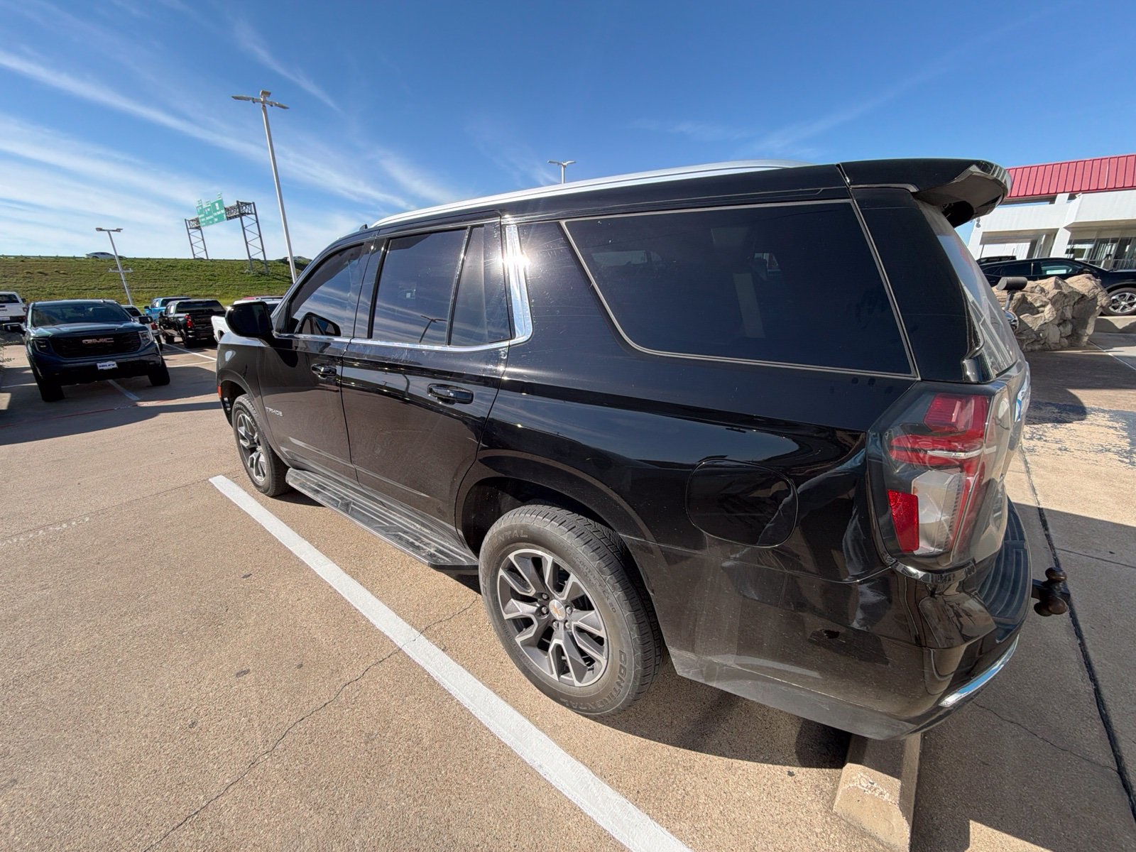 Used 2024 Chevrolet Tahoe LS w/ Driver Alert Package RWD image 8