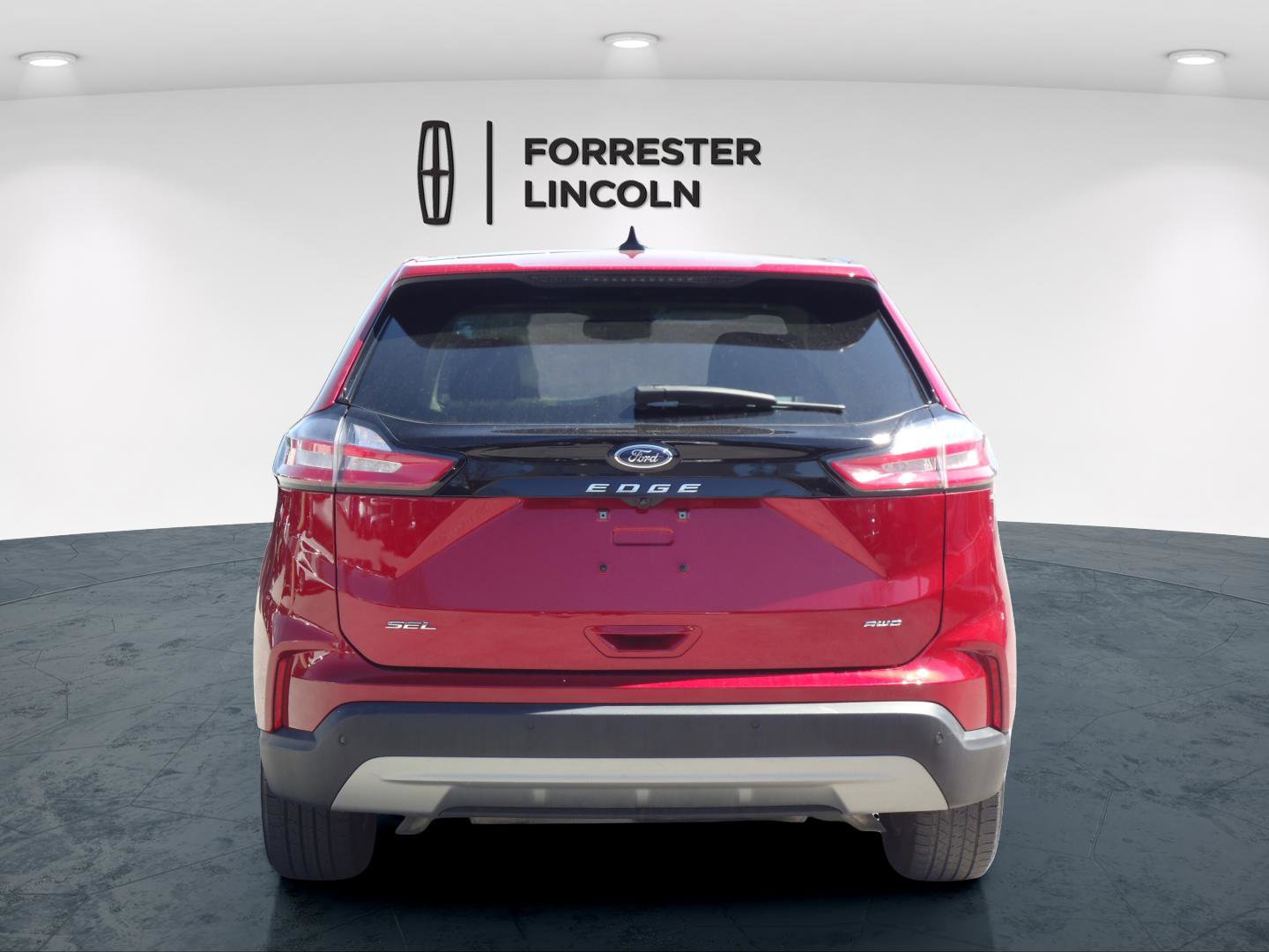 Used 2022 Ford Edge SEL w/ Convenience Package image 4