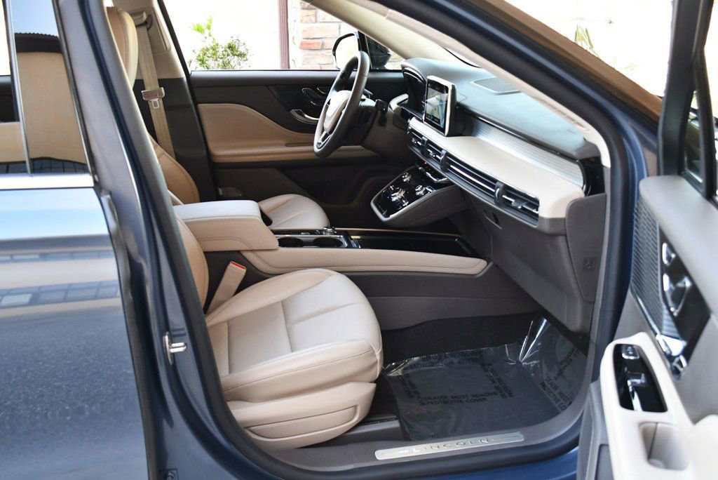 Used 2022 Lincoln Corsair AWD w/ Equipment Group 101A image 45