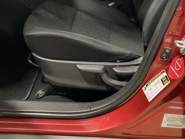 Used 2021 Nissan Kicks SV FWD image 13