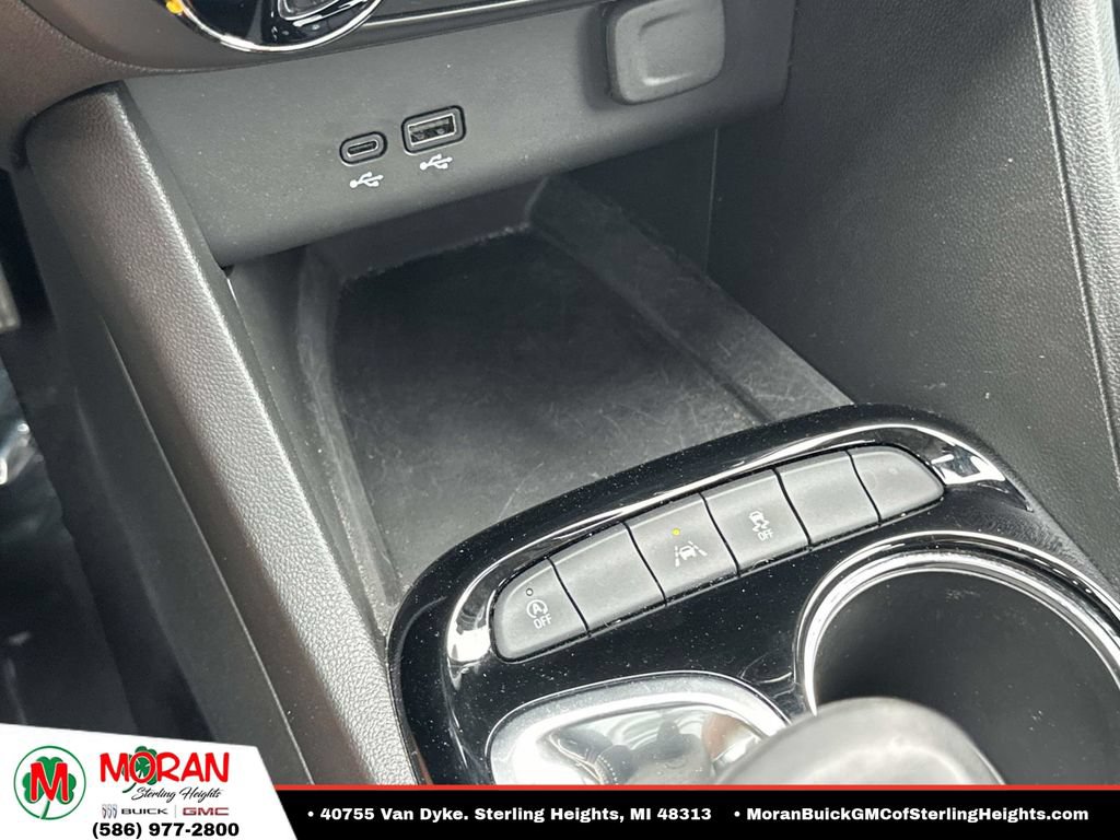 Certified 2024 Buick Encore GX Preferred FWD image 27