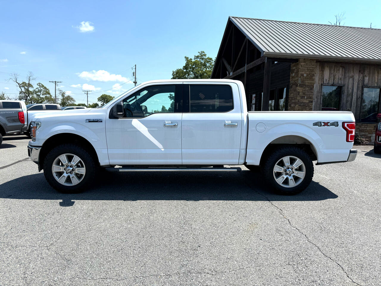Used 2020 Ford F150 XLT w/ Equipment Group 302A Luxury image 3