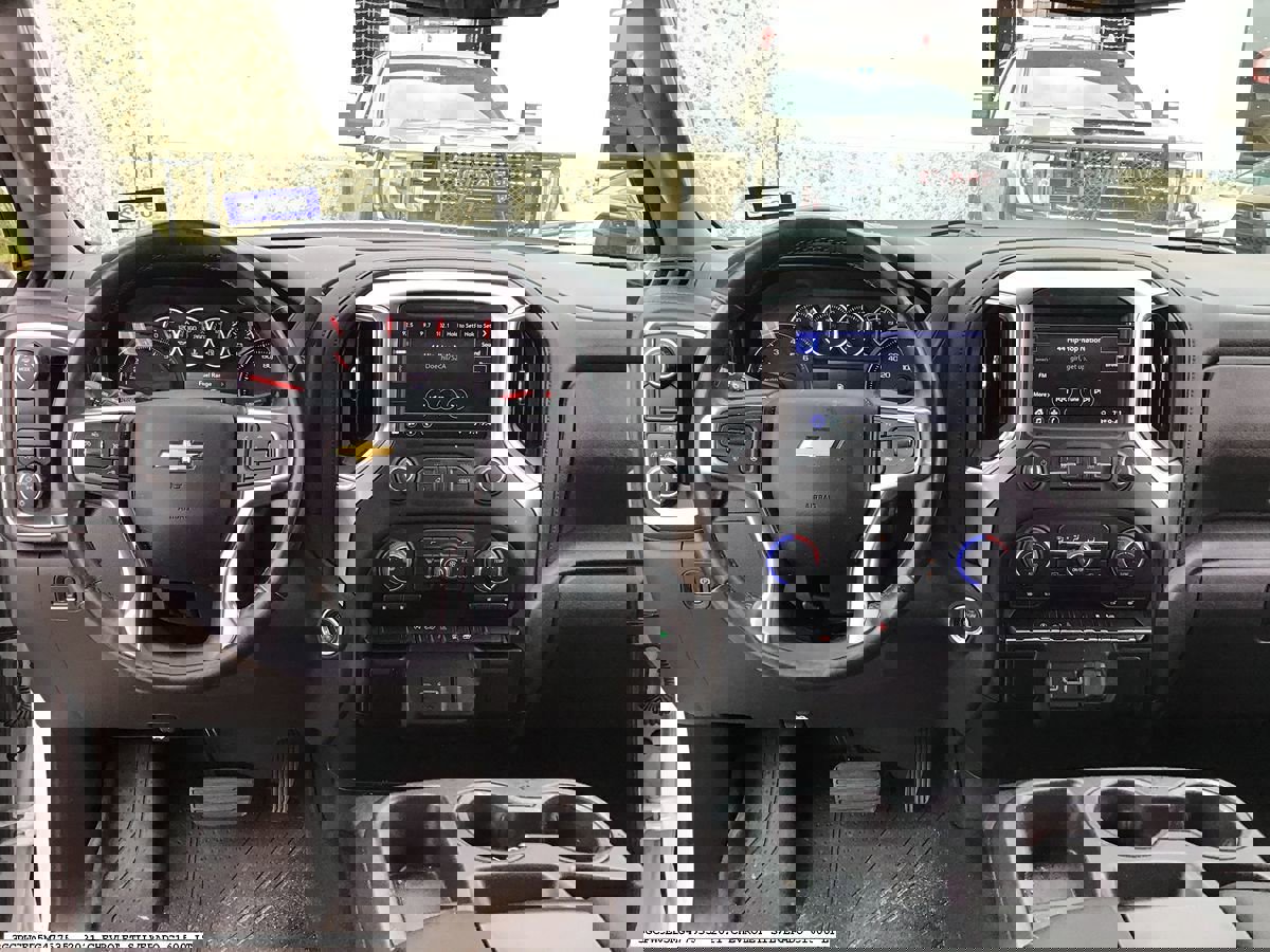 Used 2021 Chevrolet Silverado 1500 LT w/ Bed Protection Package image 10