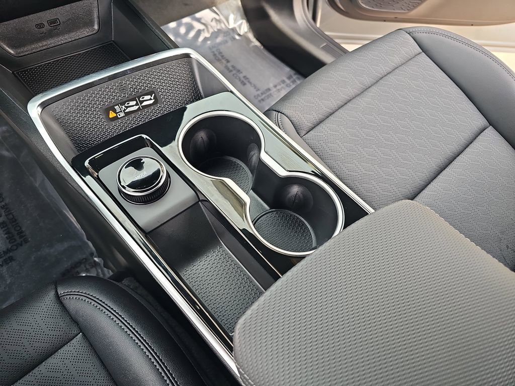 New 2026 Chevrolet Equinox LT w/ Convenience Package II image 12