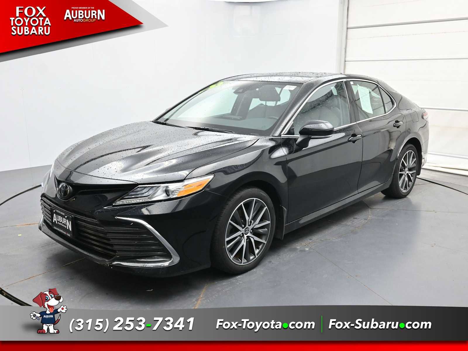 Used 2023 Toyota Camry XLE AWD/4WD image 2